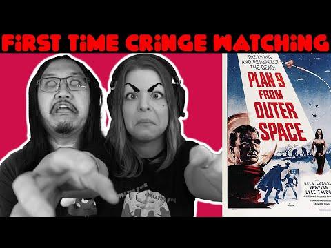 CineCRINGE: Plan 9 From Outer Space | Bad Movie Reaction | Movie Review | First Time Watching
