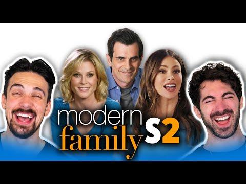 BINGING *MODERN FAMILY* | most wholesome show we've ever seen