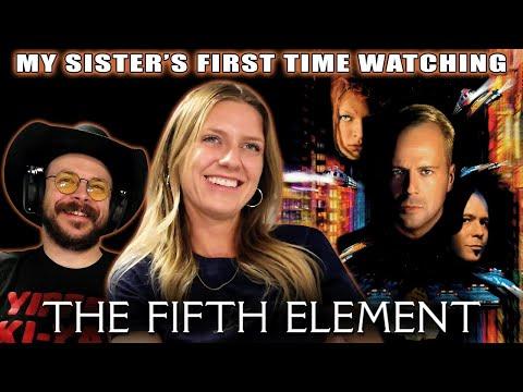 My Sister's First Time Watching The Fifth Element (1997) | Movie Reaction | Big Bada Boom!