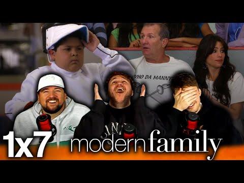 MANNY TOOK IT TOO FAR!!! | Modern Family 1x7 'En Garde' First Reaction!