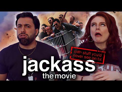 JACKASS: THE MOVIE (2002) *Made my girlfriend throw up* MOVIE REACTION | FIRST TIME WATCHING!!