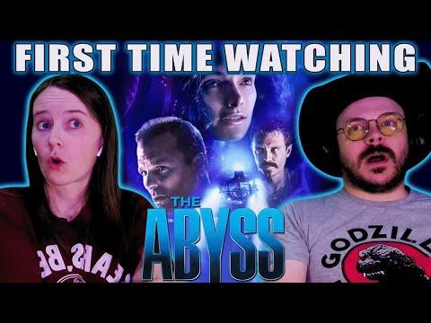 The Abyss (1989) | Movie Reaction | First Time Watching | Unidentified Oceanic Phenomenon!