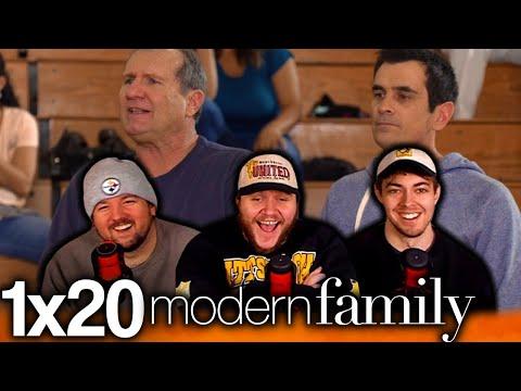 THE WORST COACHES EVER... | Modern Family 1x20 'Benched' First Reaction!