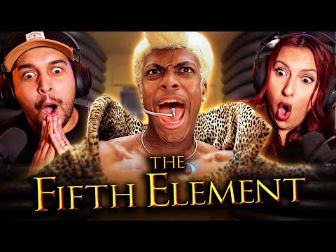 THE FIFTH ELEMENT (1997) - AN INDESCRIBABLE MOVIE! - FIRST TIME WATCHING - REVIEW