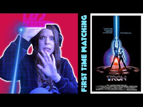 Tron (1982) | Canadian First Time Watching | Movie Reaction | Movie Review | Movie Commentary