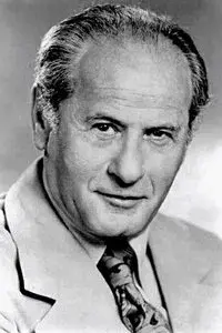 Eli Wallach